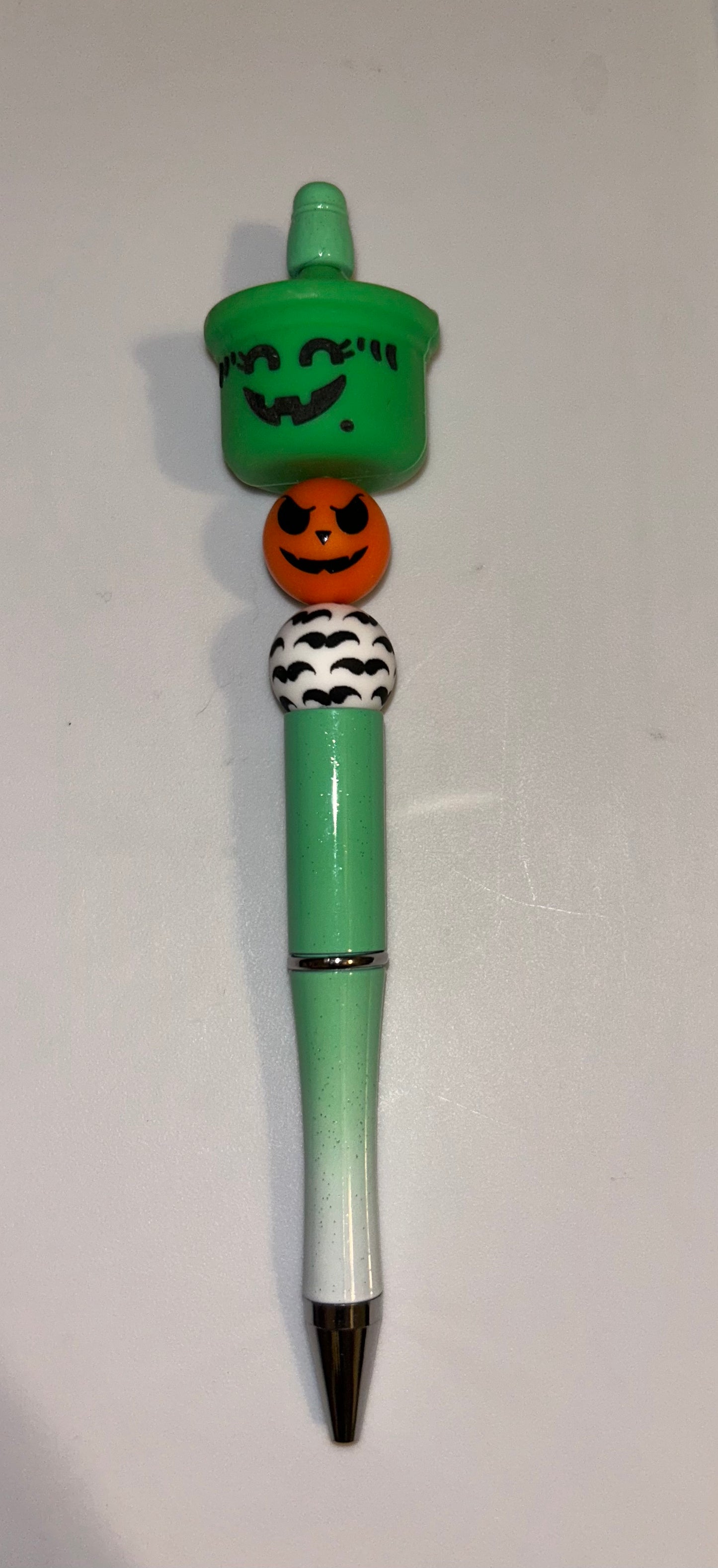 Green Halloween Bucket Green Ombre Pen