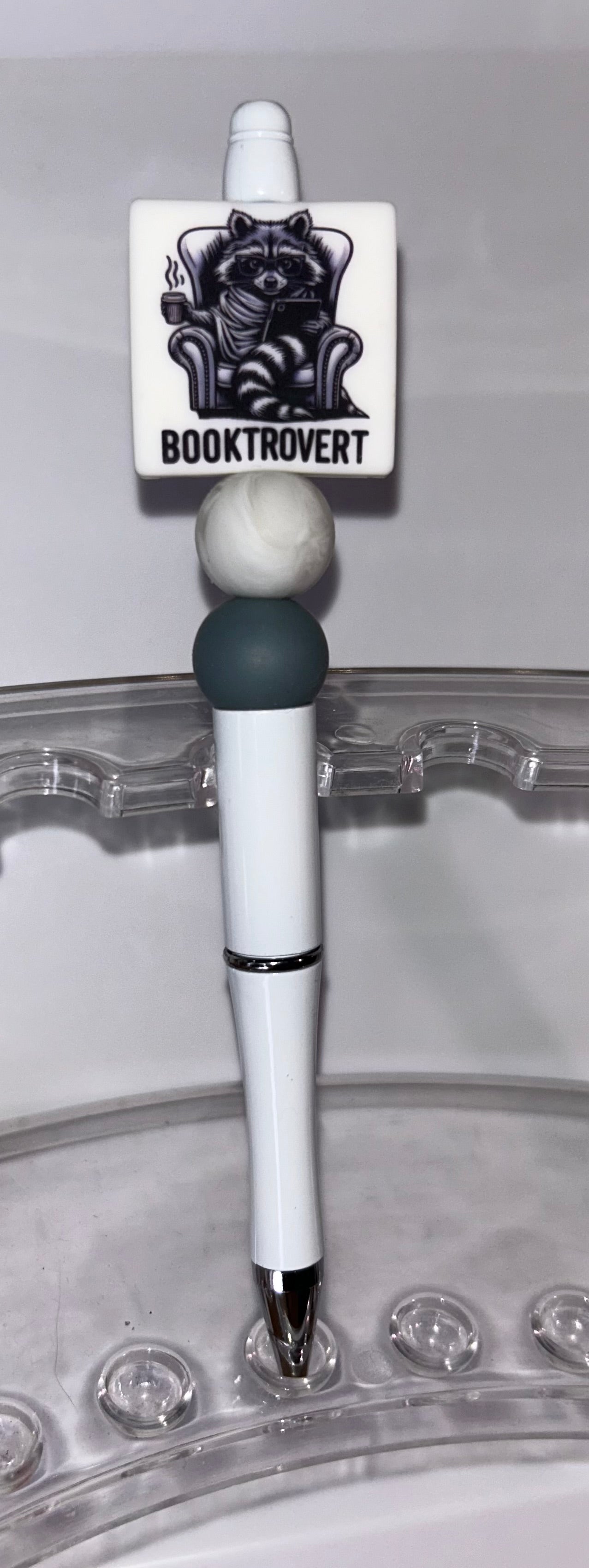 Booktrovert White Pen