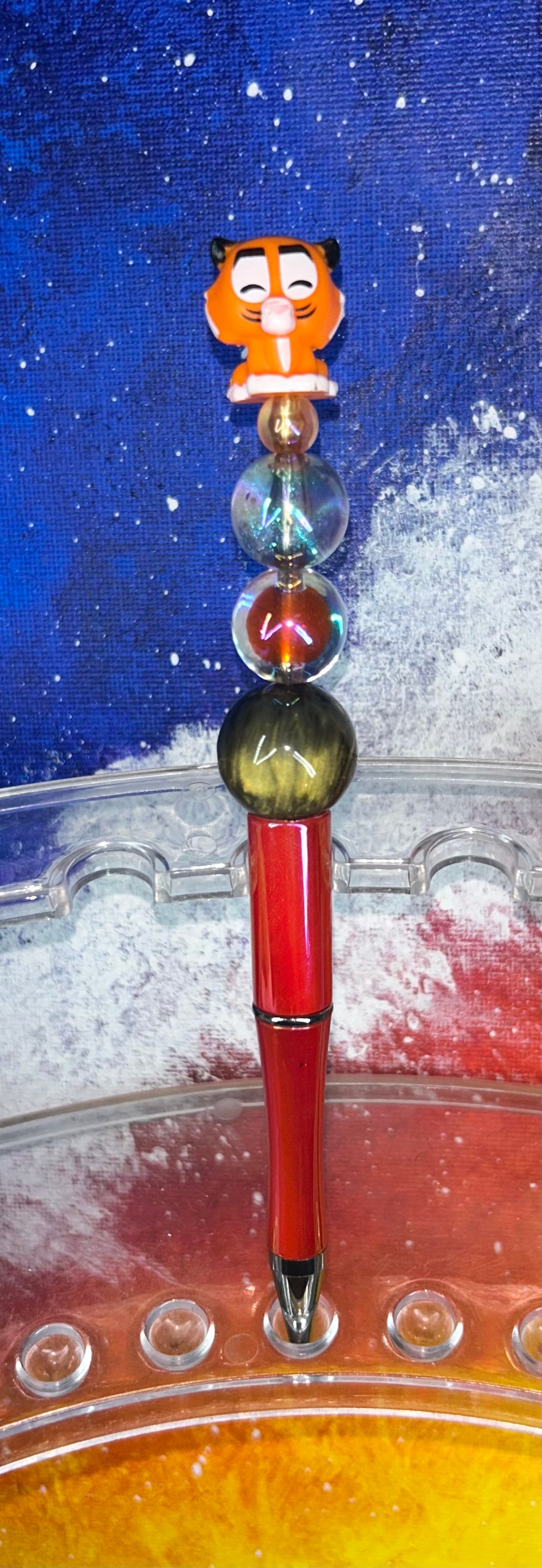 Rajah Aladdin Small Doorable Shiny Neon Red Pen