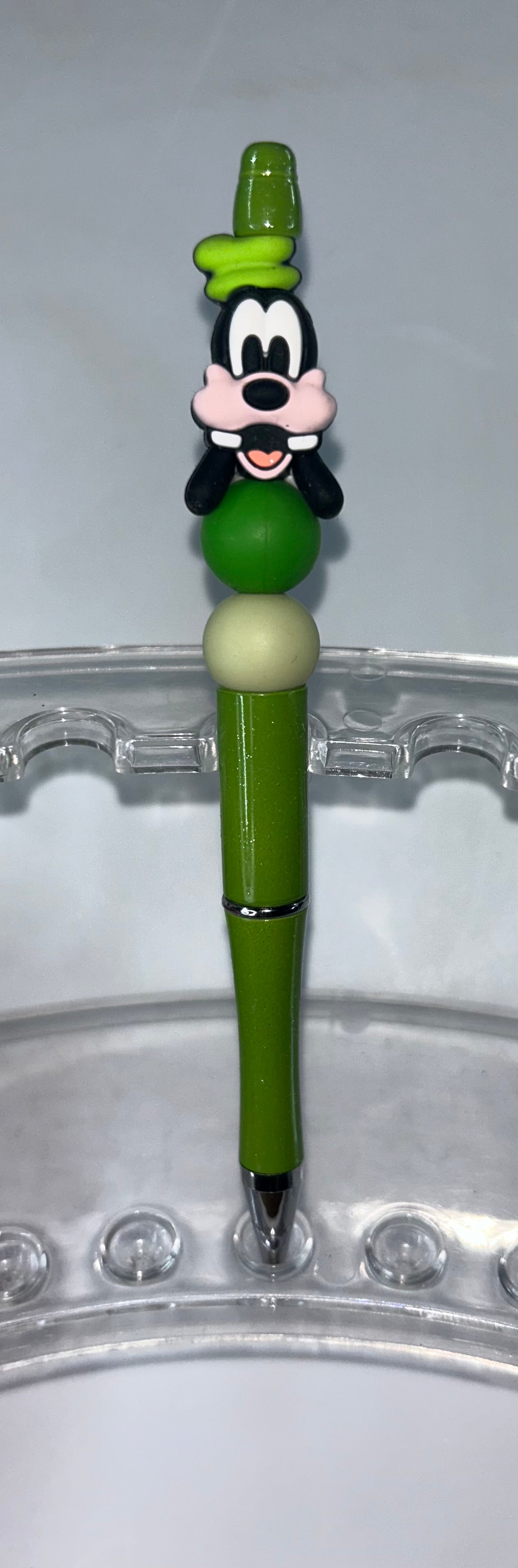Goofy Green Penn