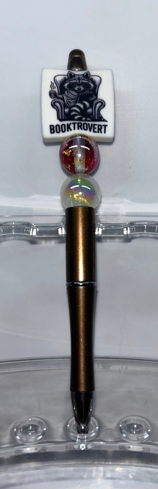 Booktrovert Raccoon Brown Pen