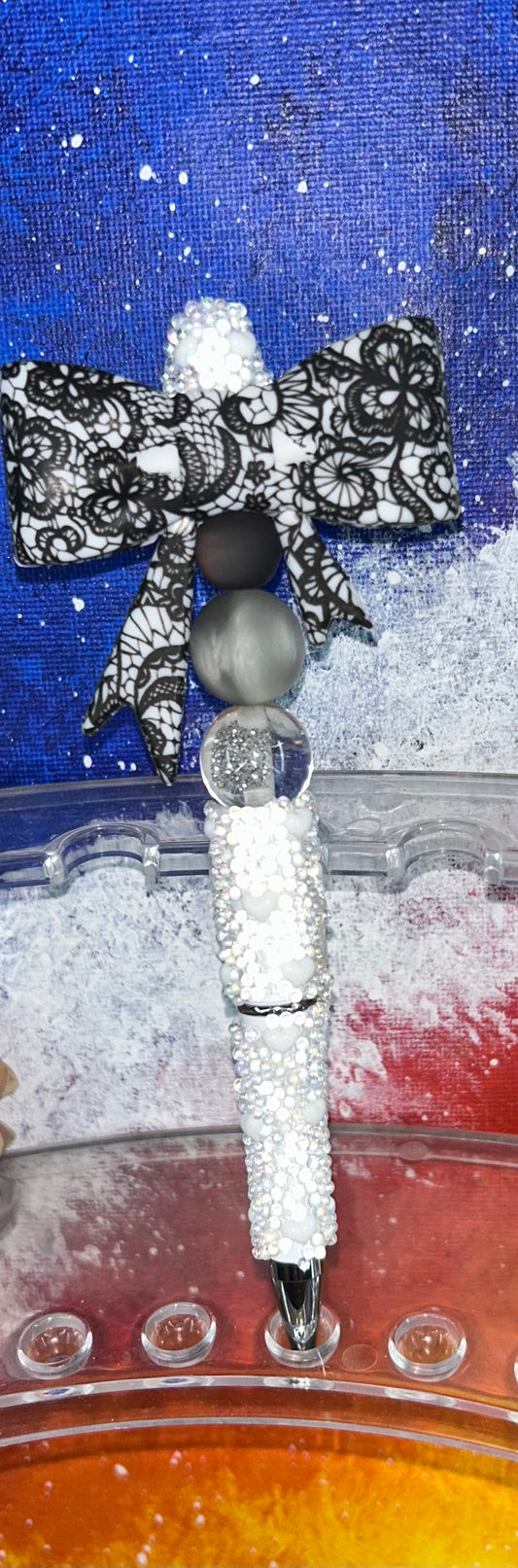 Black/White Bow White Heart Specialty Pen