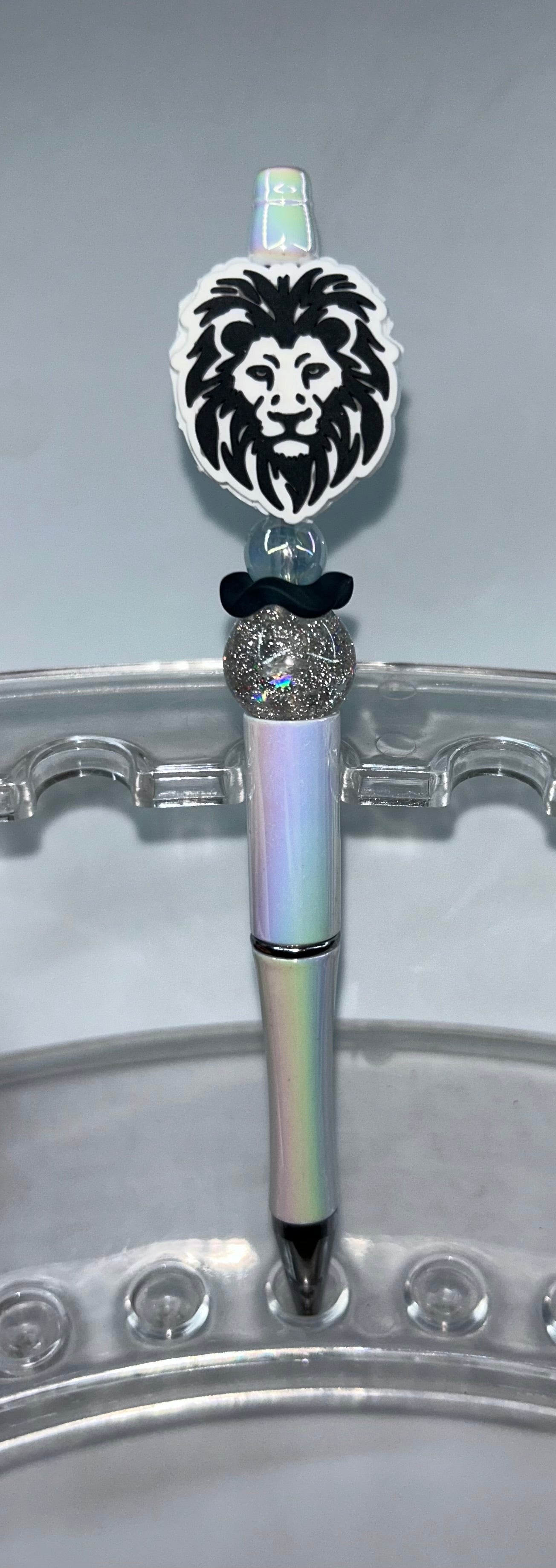 Lion Head Pearl White Pen