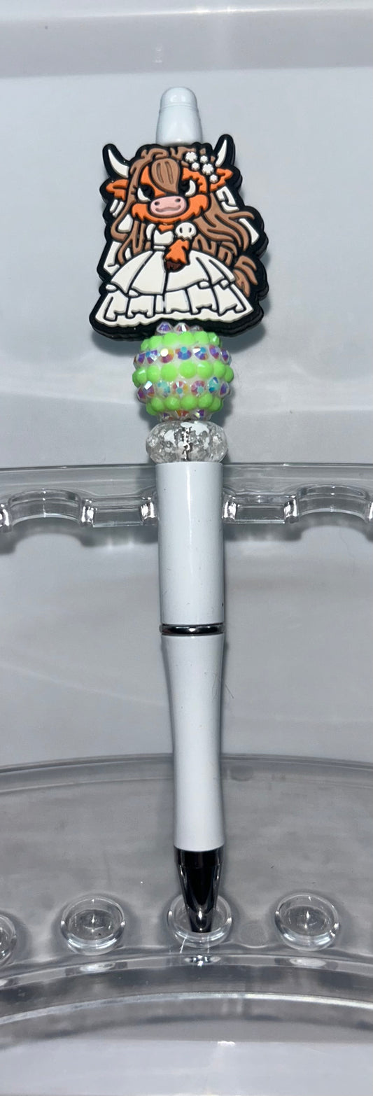 Highland Cow Wedding Bride White Pen